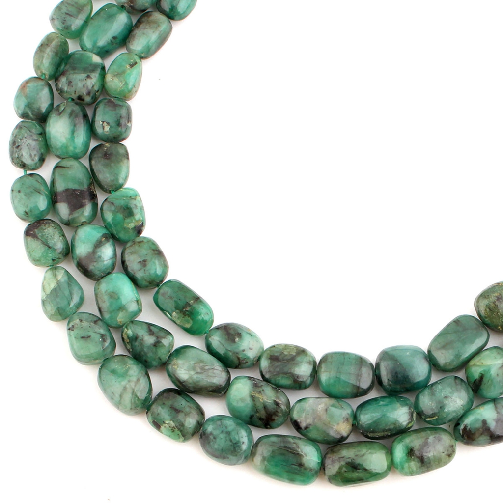 Top Quality Emerald Tumble Gemstone Beads For  Elegant Jewelry Designs