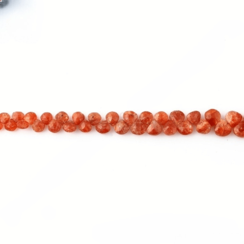 Natural Sunstone Beats, Faceted Beads, 6-8.5 mm Approx.